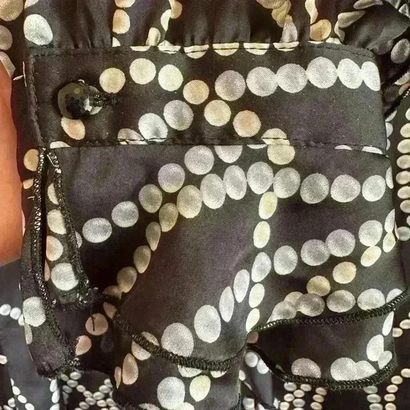 Woman’s sheer long sleeve light weight button up blouse- black/blue/tan - Large - Picture 10 of 11